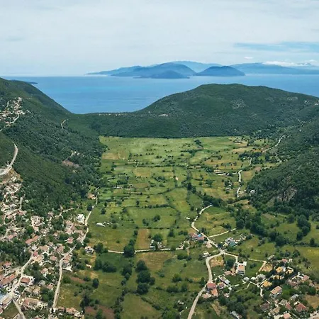 The Walnut Tree Villa With Private Pool 10 Mins Drive From The Beach * Vasiliki