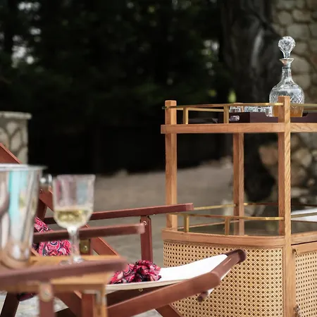 The Walnut Tree With Private Pool 10 Mins Drive From The * Vasiliki
